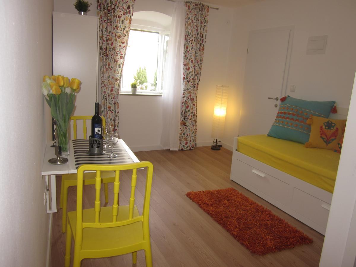 Apartment On The Square Makarska Exterior photo