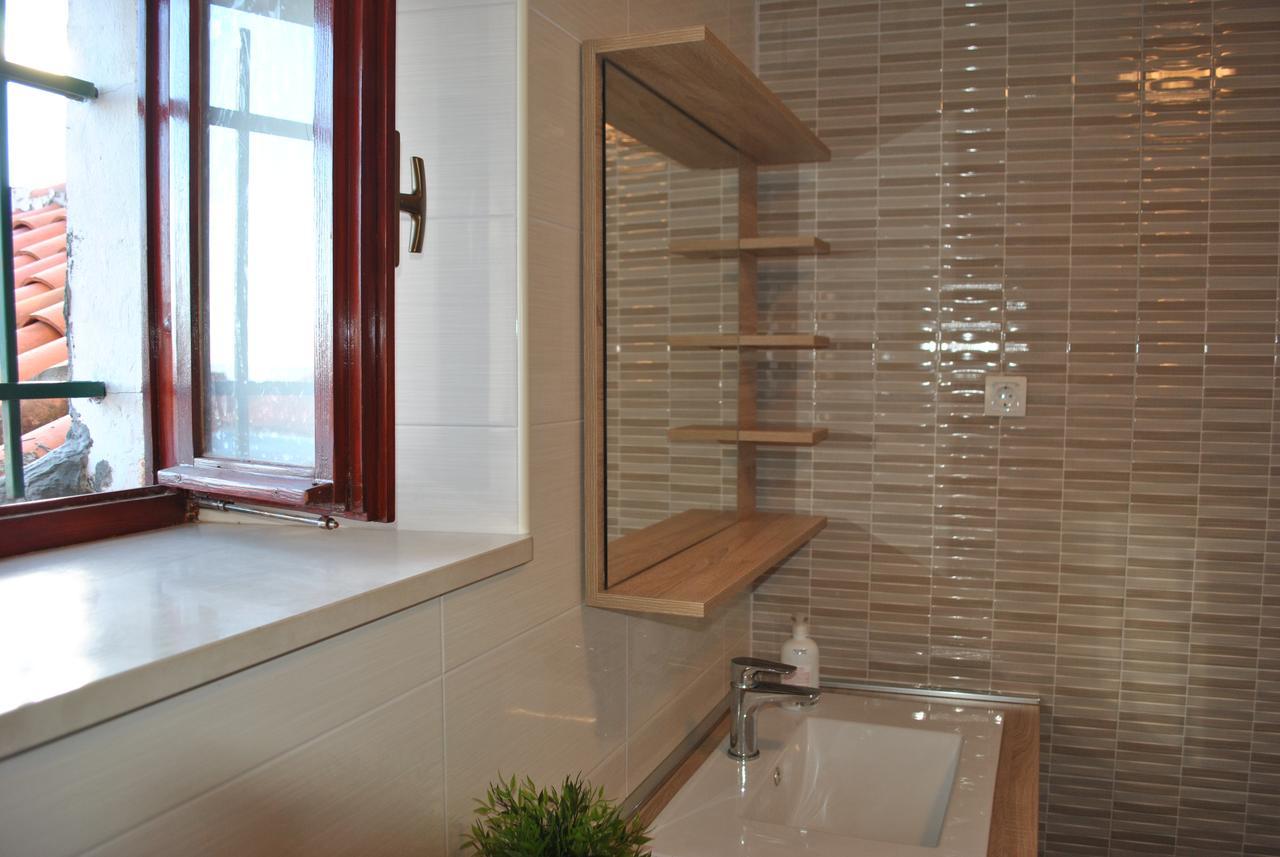 Apartment On The Square Makarska Exterior photo